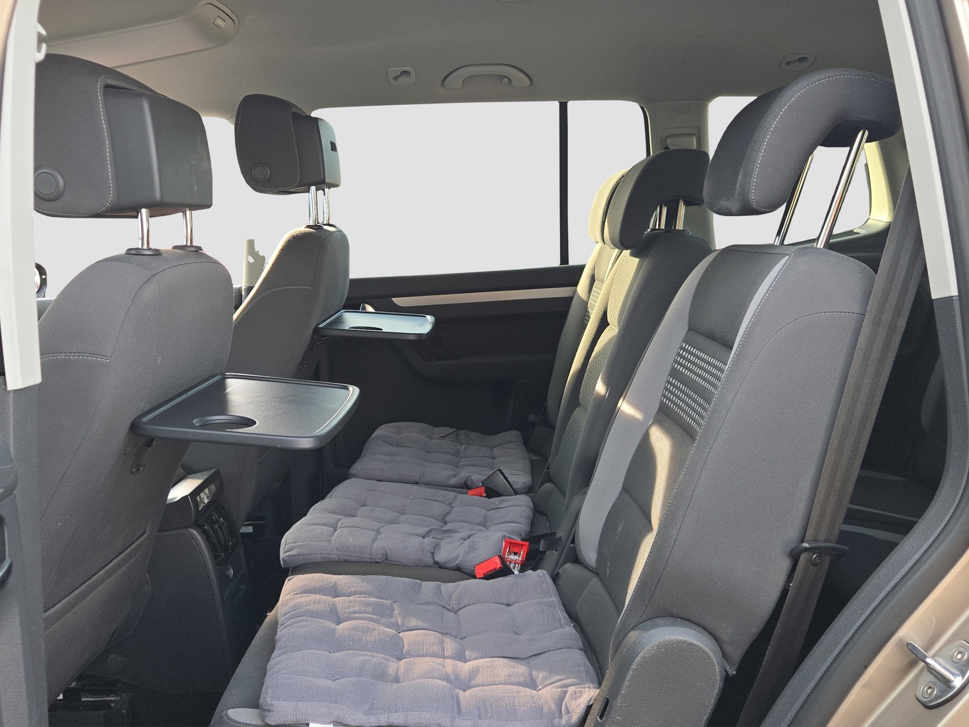 VW Touran 1.4 TSI Design-image-10