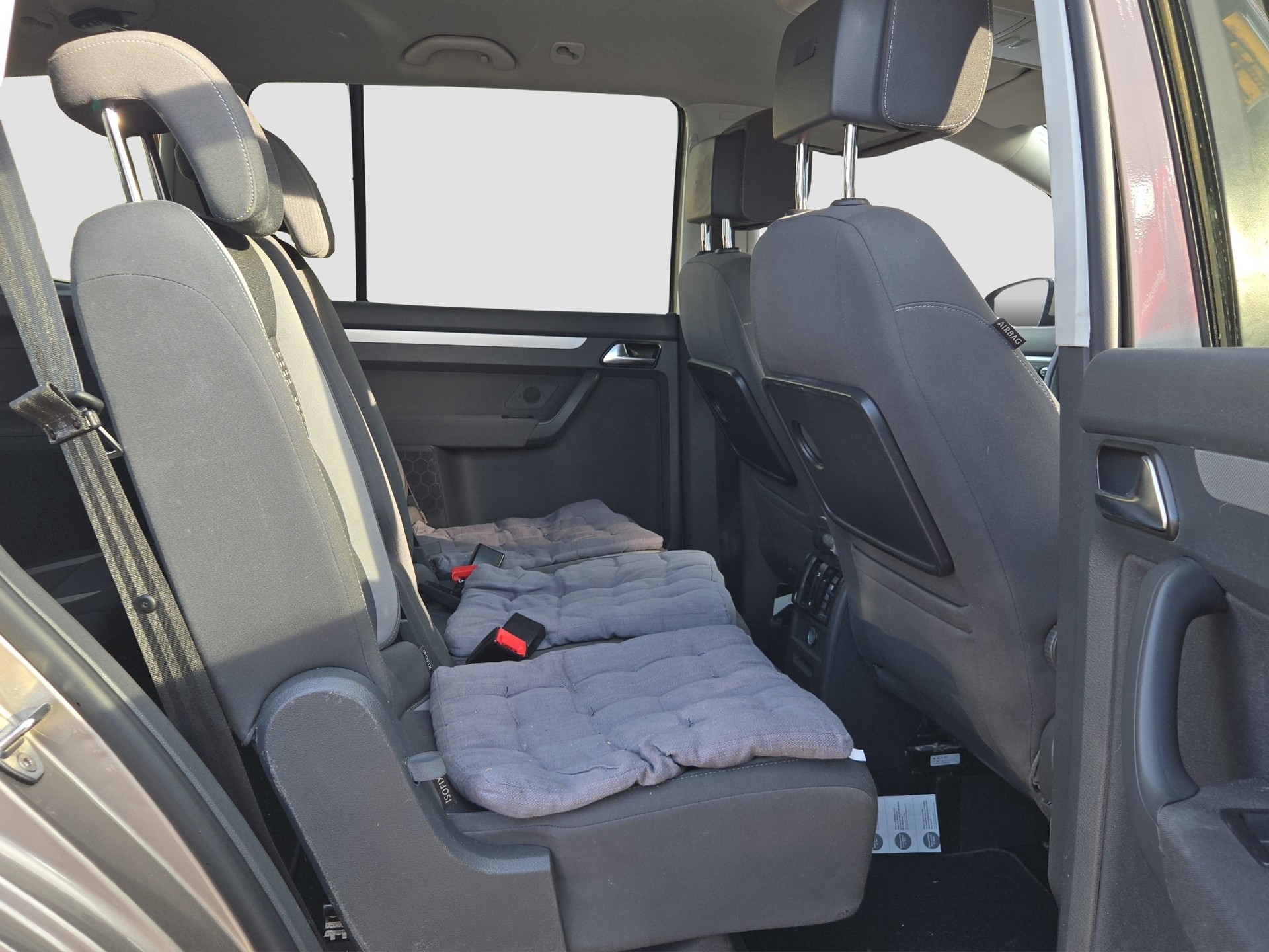 VW Touran 1.4 TSI Design-image-9
