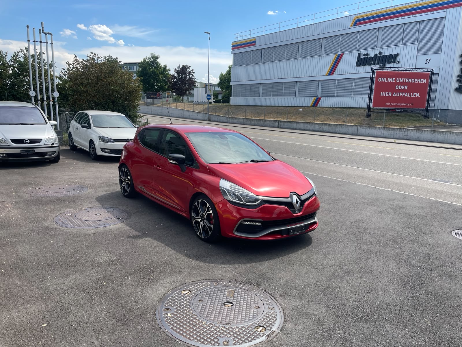 RENAULT Clio 1.6 T RS 220 Trophy EDC-image-7