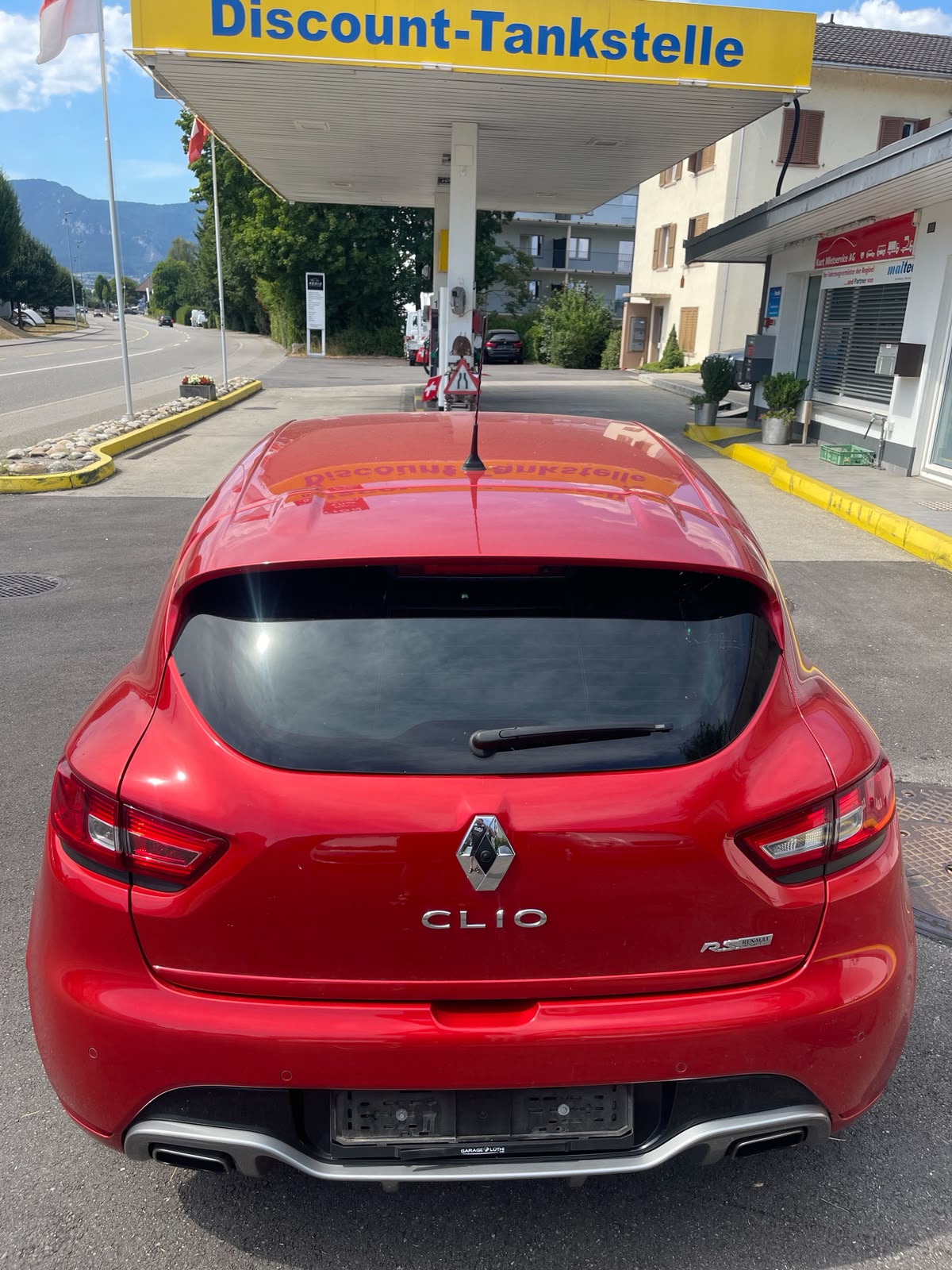 RENAULT Clio 1.6 T RS 220 Trophy EDC-image-4