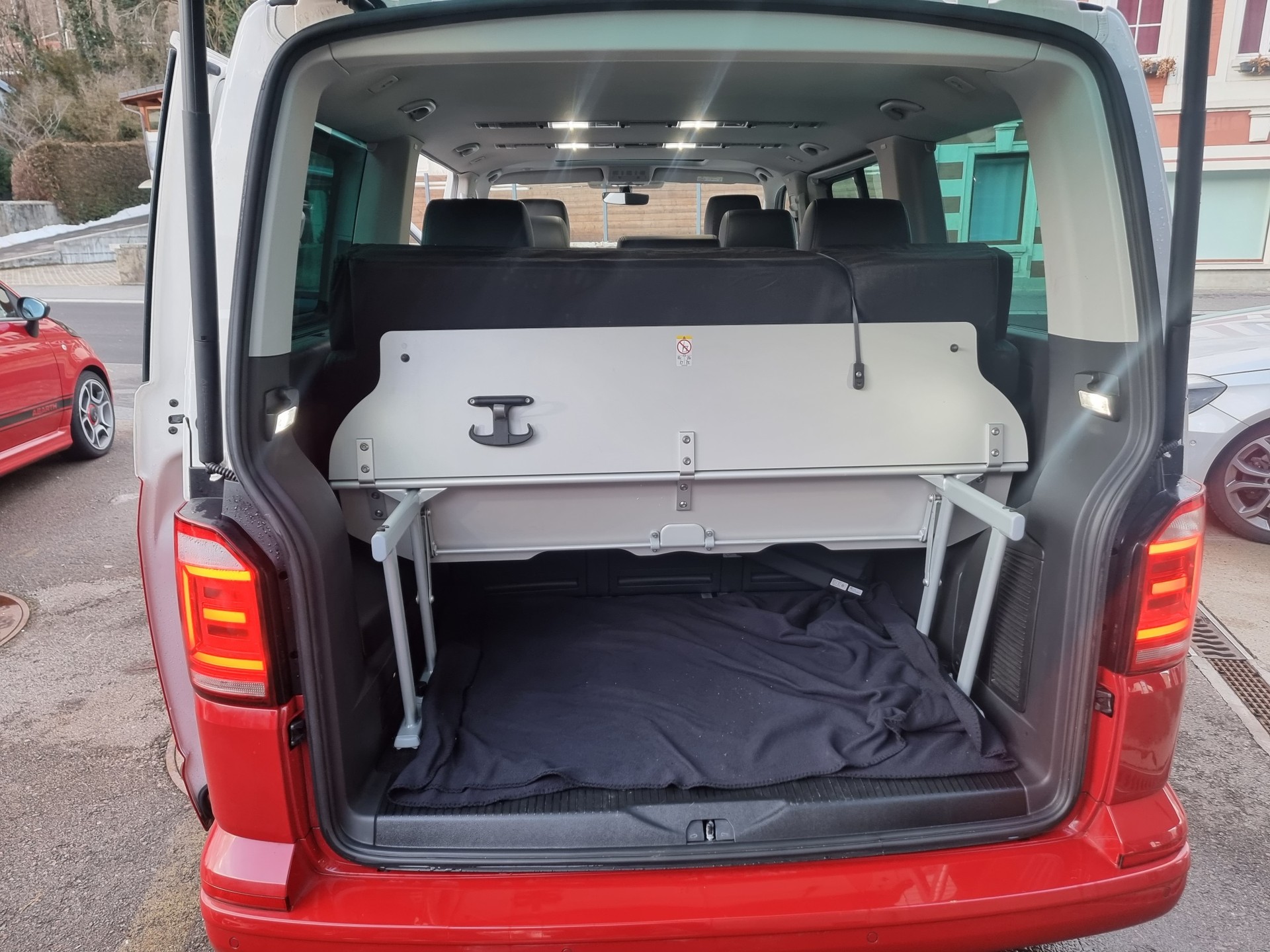 VW T6 Multivan 2.0 Bi-TDI Comf. '70J. Bulli' 4Mot DSG-image-11