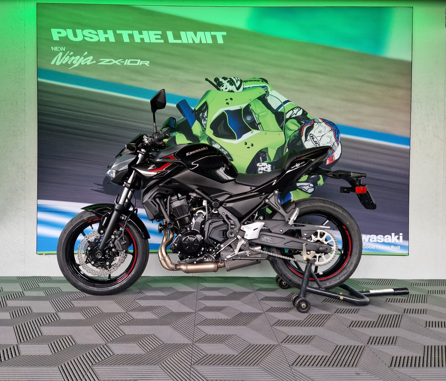 KAWASAKI Z 650 (35kW) An Lager-image-2