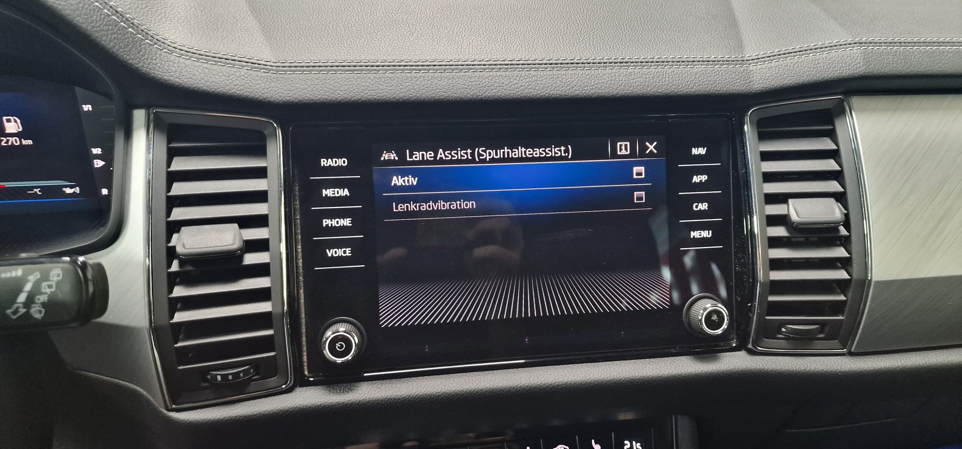 SKODA Kodiaq 2.0 TDI CR Ambition 4x4 DSG-image-22