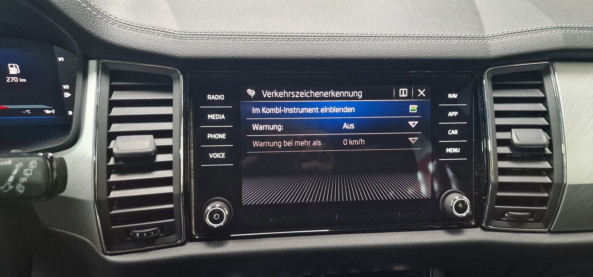 SKODA Kodiaq 2.0 TDI CR Ambition 4x4 DSG-image-21