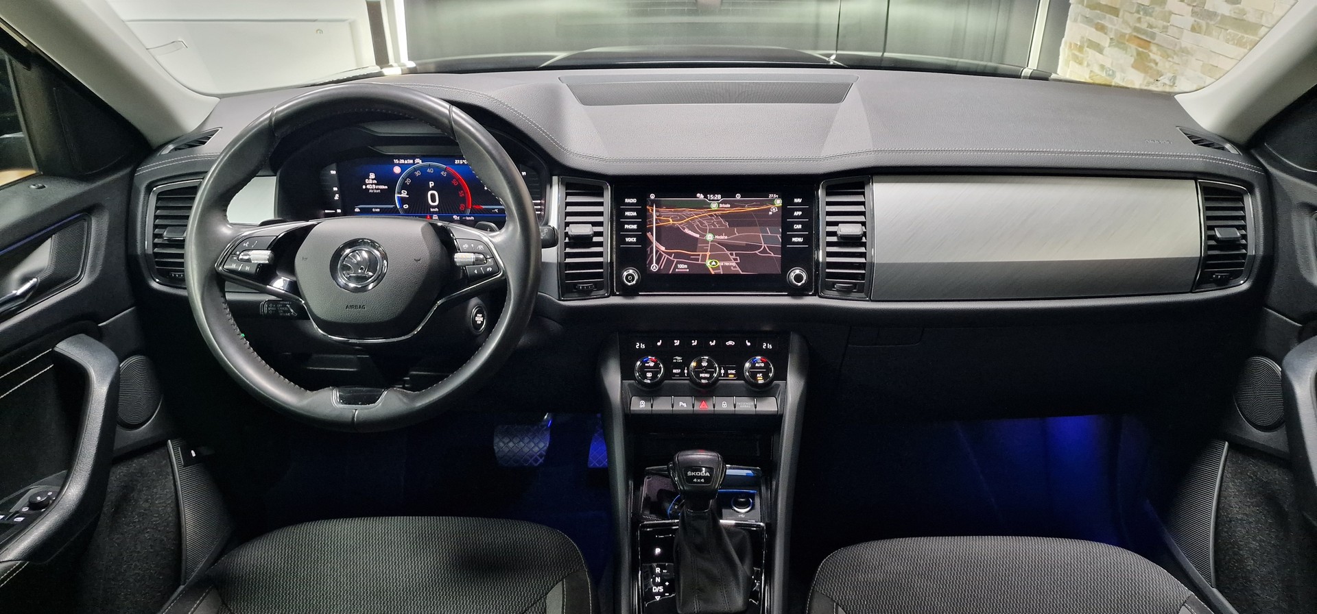 SKODA Kodiaq 2.0 TDI CR Ambition 4x4 DSG-image-25