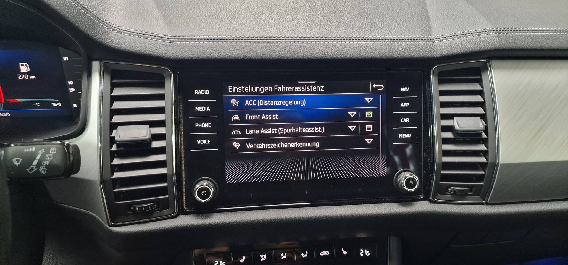 SKODA Kodiaq 2.0 TDI CR Ambition 4x4 DSG-image-23