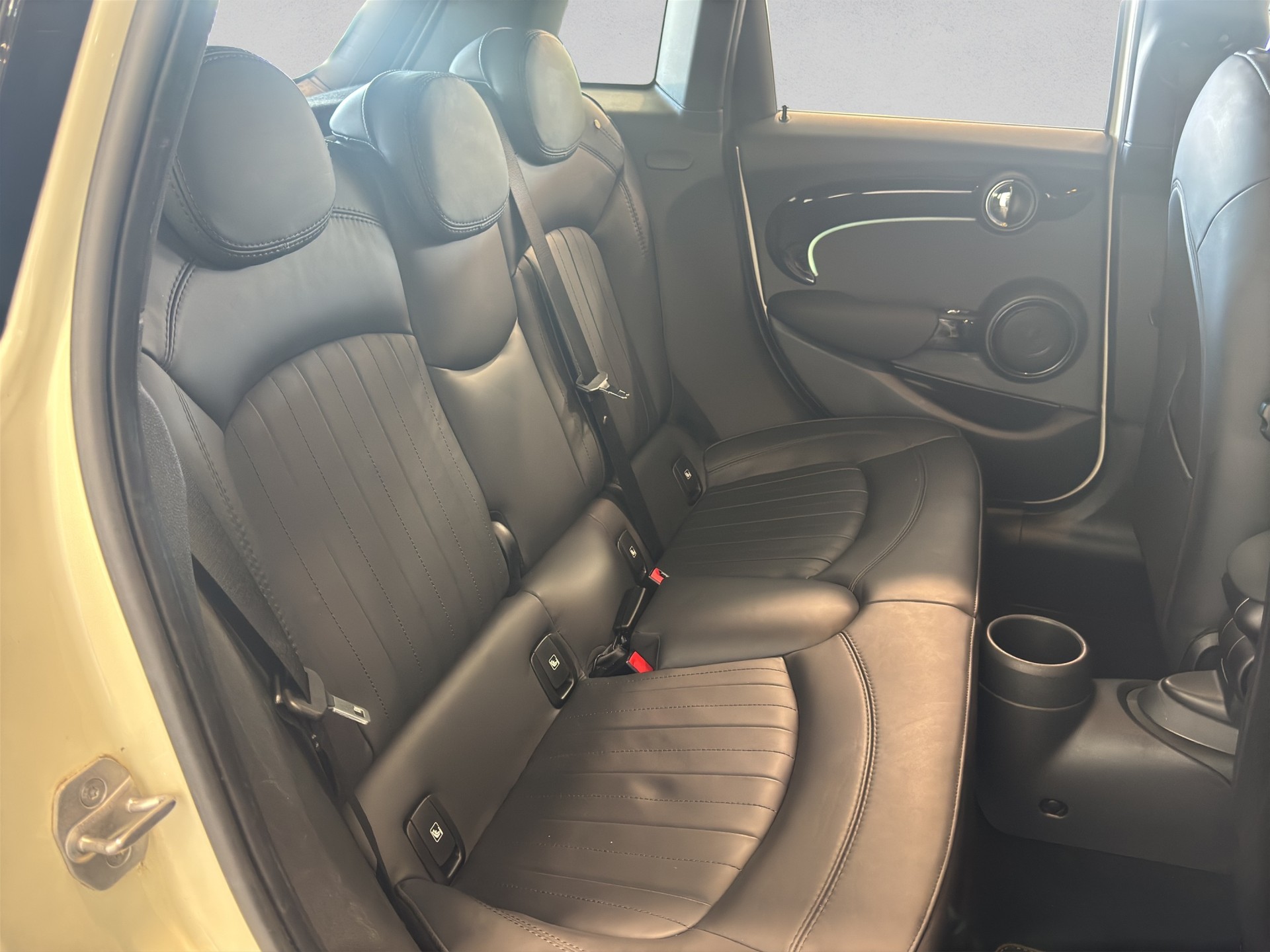 MINI Cooper Steptronic DKG-image-17