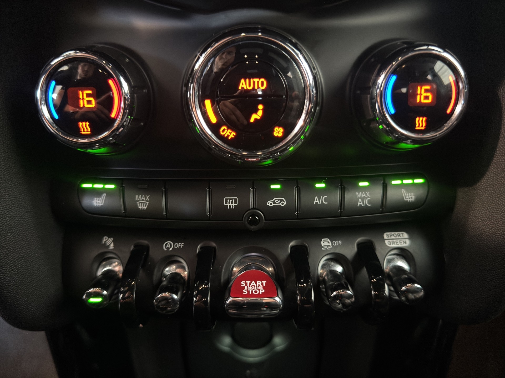 MINI Cooper Steptronic DKG-image-14