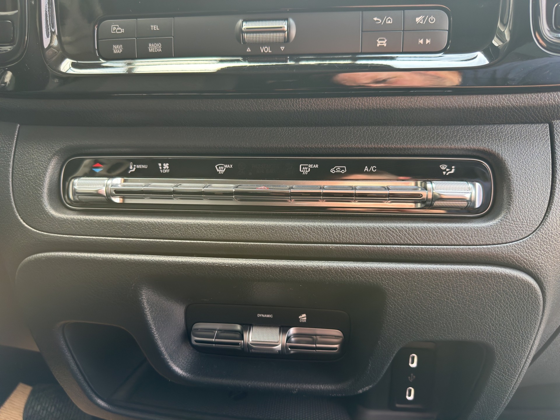 MERCEDES-BENZ Vito 116 CDI Lang Select Tourer 4Matic 9G-Tronic-image-13