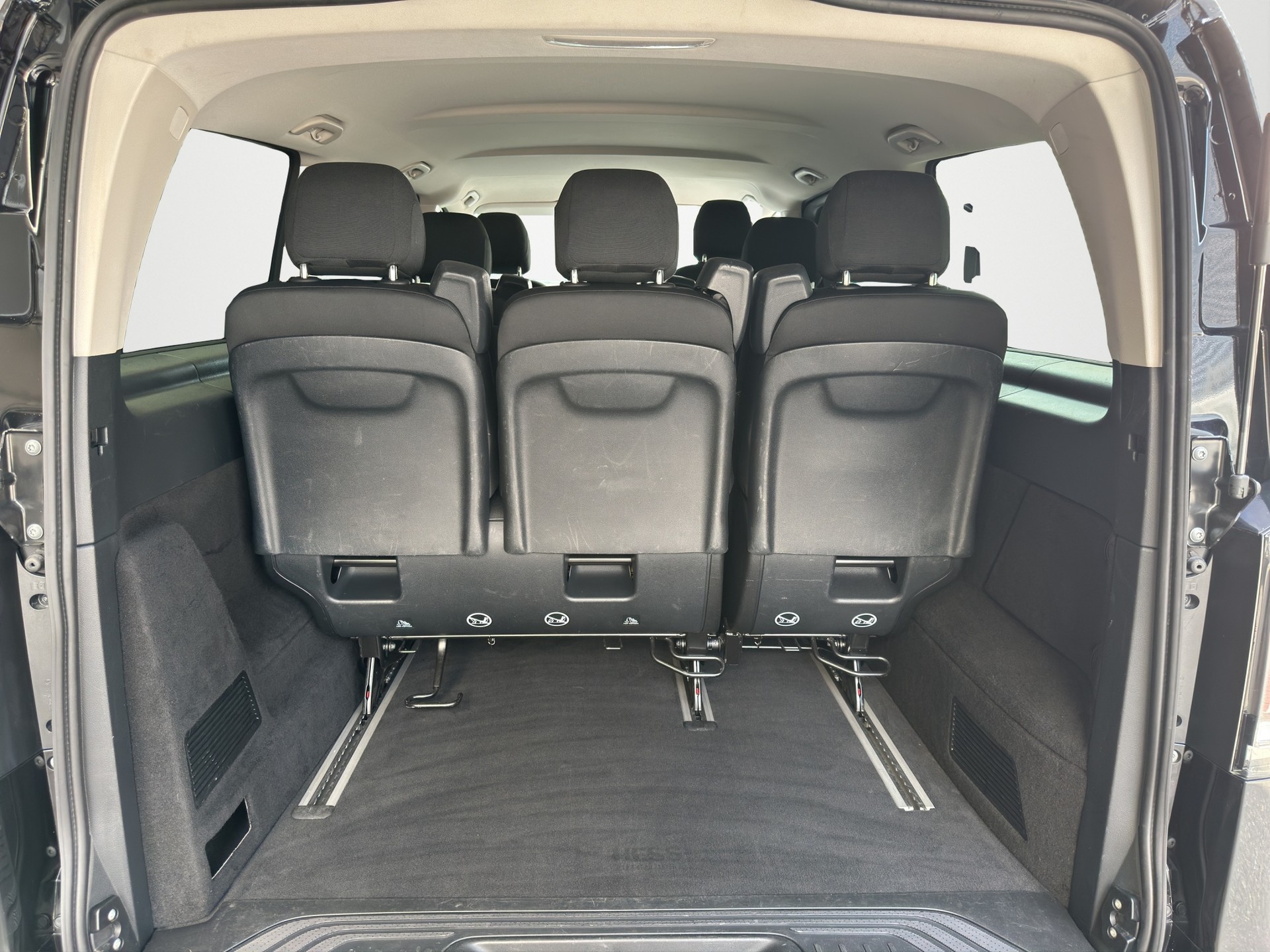 MERCEDES-BENZ Vito 116 CDI Lang Select Tourer 4Matic 9G-Tronic-image-16