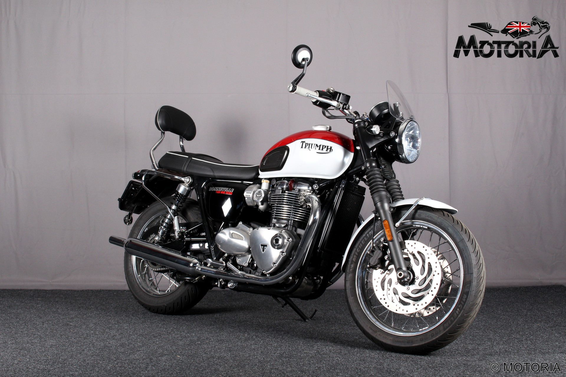 TRIUMPH Bonneville T120