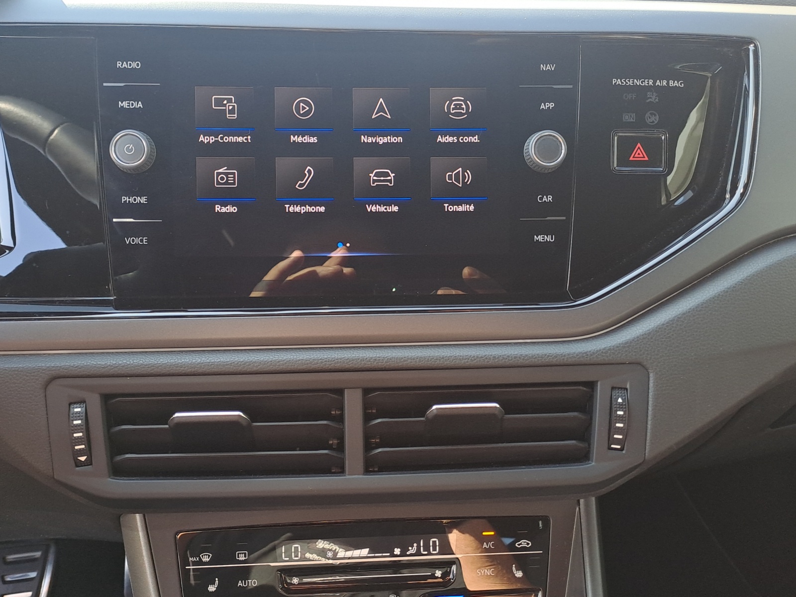 VW Taigo 1.0 TSI R-Line DSG-image-10