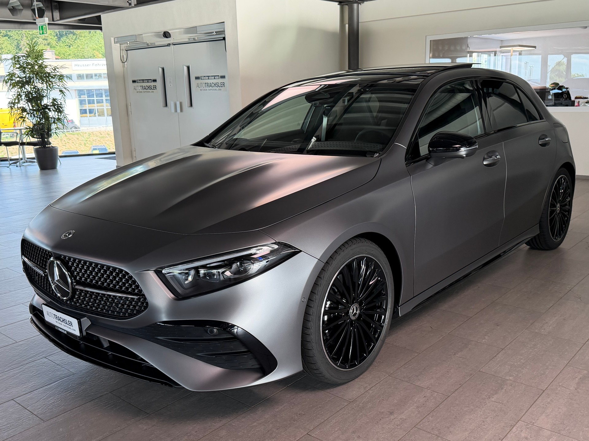 MERCEDES-BENZ A 220 4Matic 8G-DCT-image-1