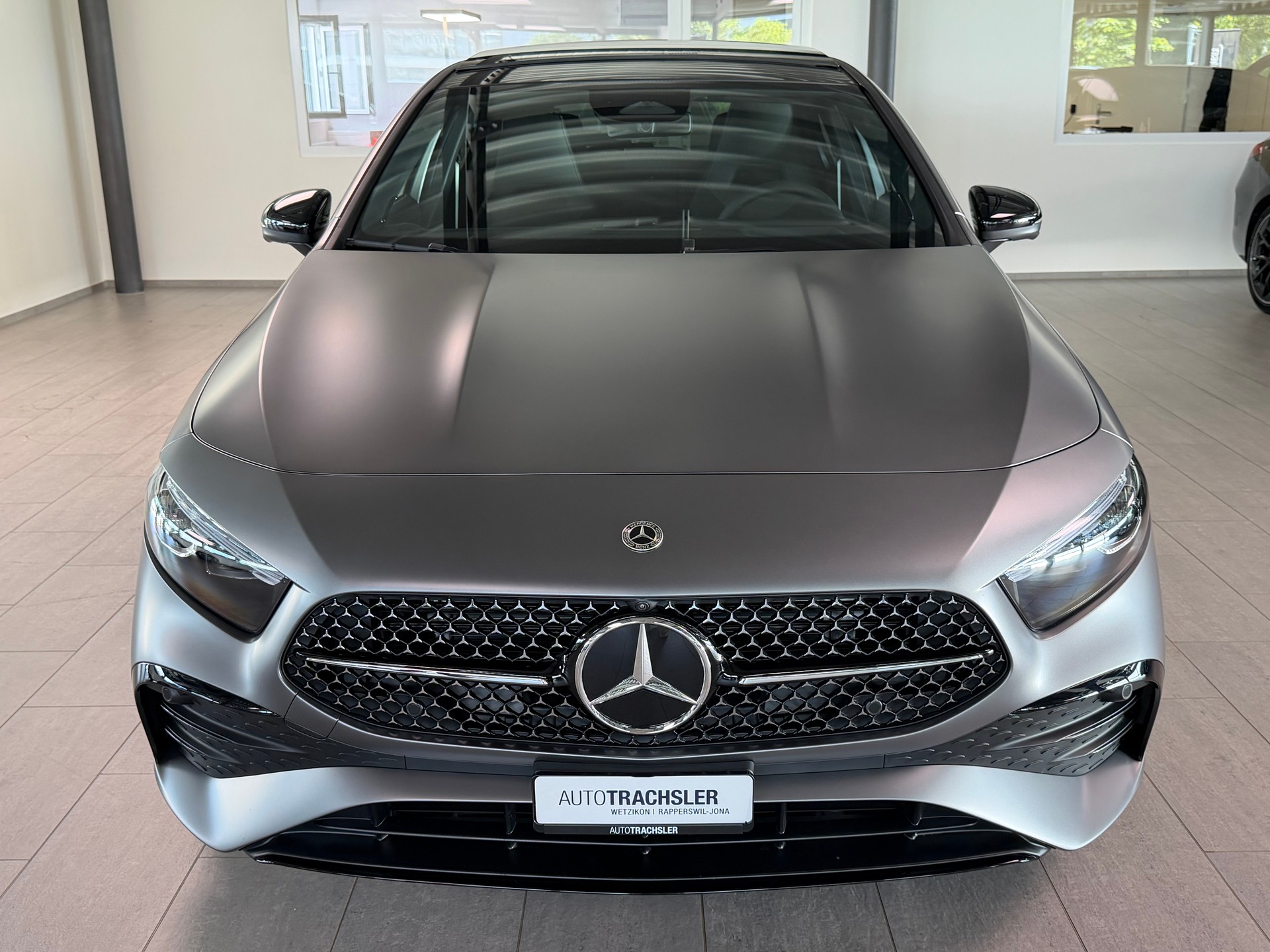 MERCEDES-BENZ A 220 4Matic 8G-DCT-image-2