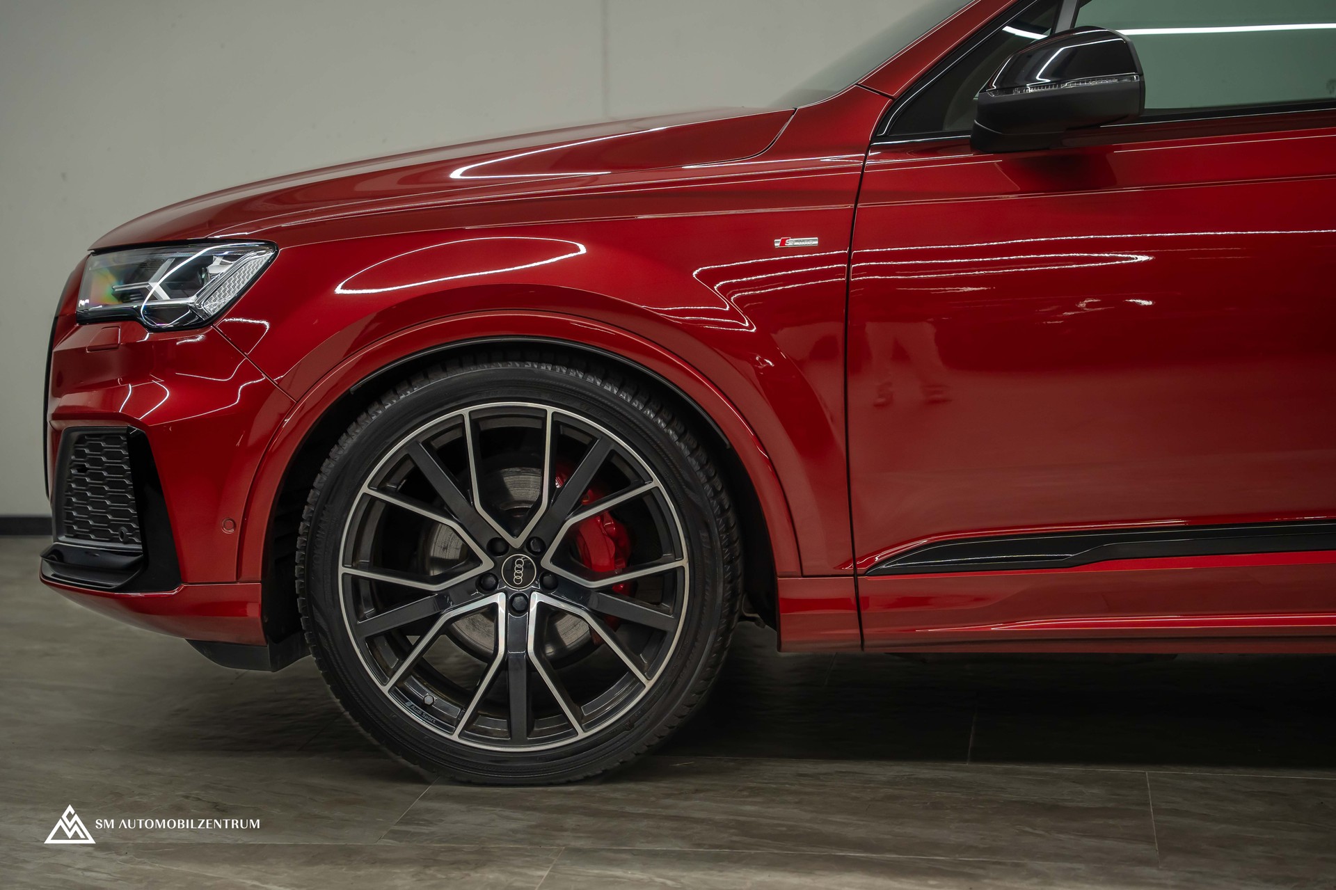 AUDI Q7 3.0 50 TDI S Line quattro T-Tronic / Panorama / Standheizung- / Lüftung / 22" Räder-image-6