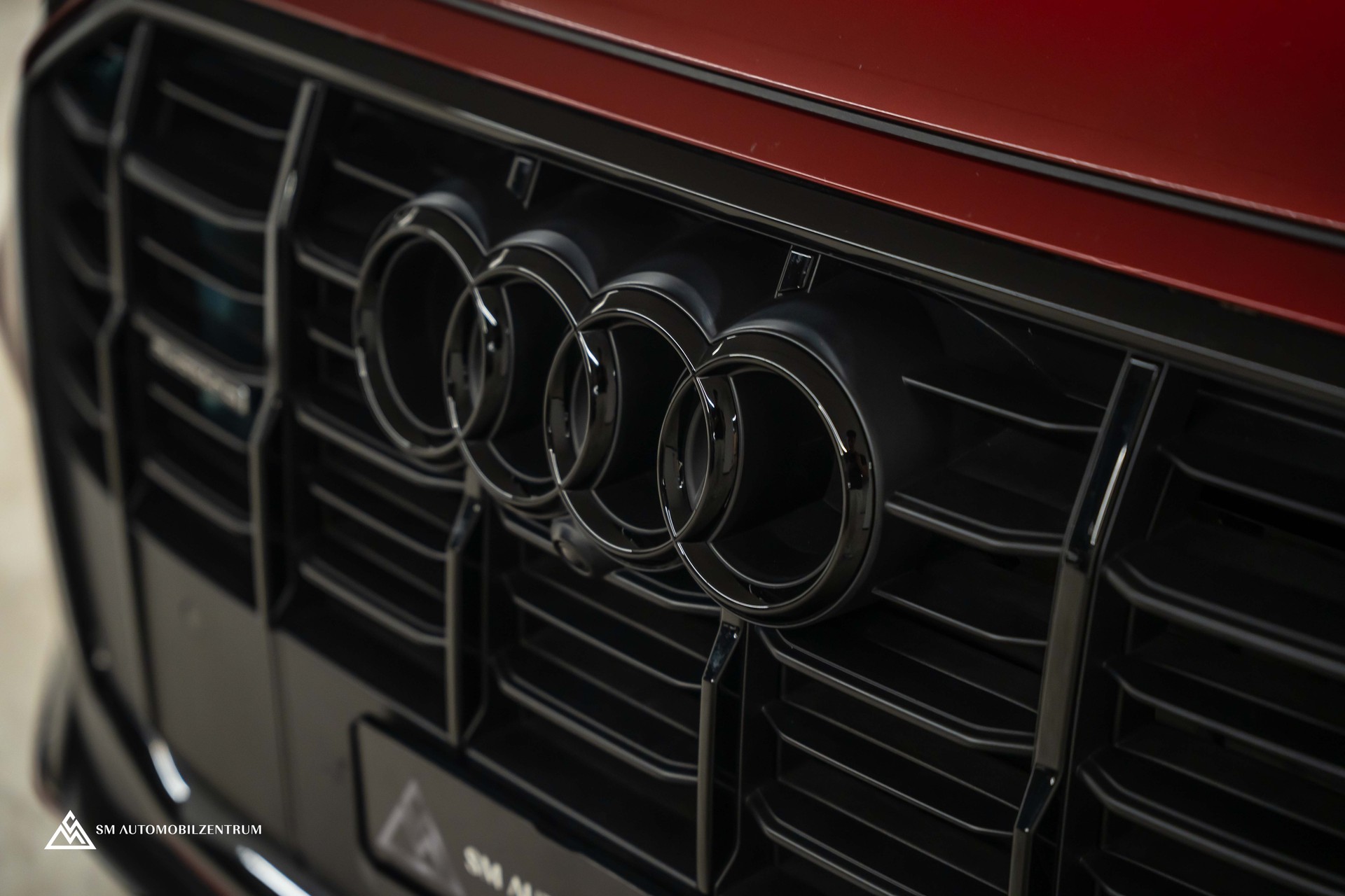 AUDI Q7 3.0 50 TDI S Line quattro T-Tronic / Panorama / Standheizung- / Lüftung / 22" Räder-image-4