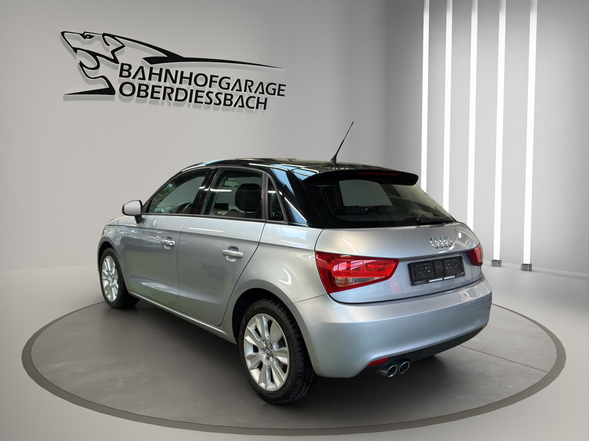 AUDI A1 Sportback 1.4 TFSI Ambition S-tronic-image-3