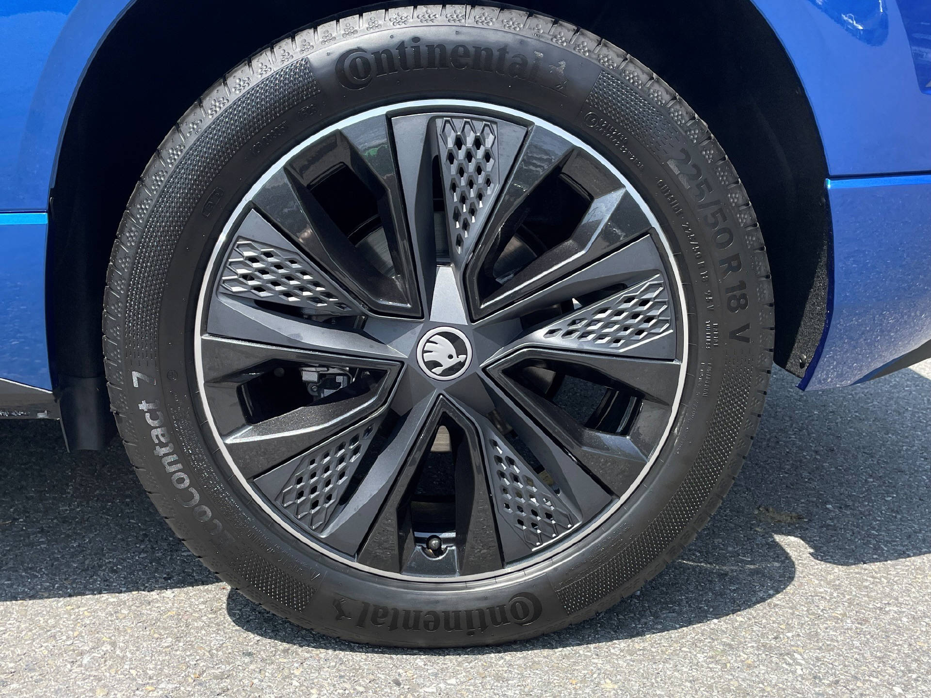 SKODA Karoq 2.0 TSI SportLine 4x4 DSG-image-11