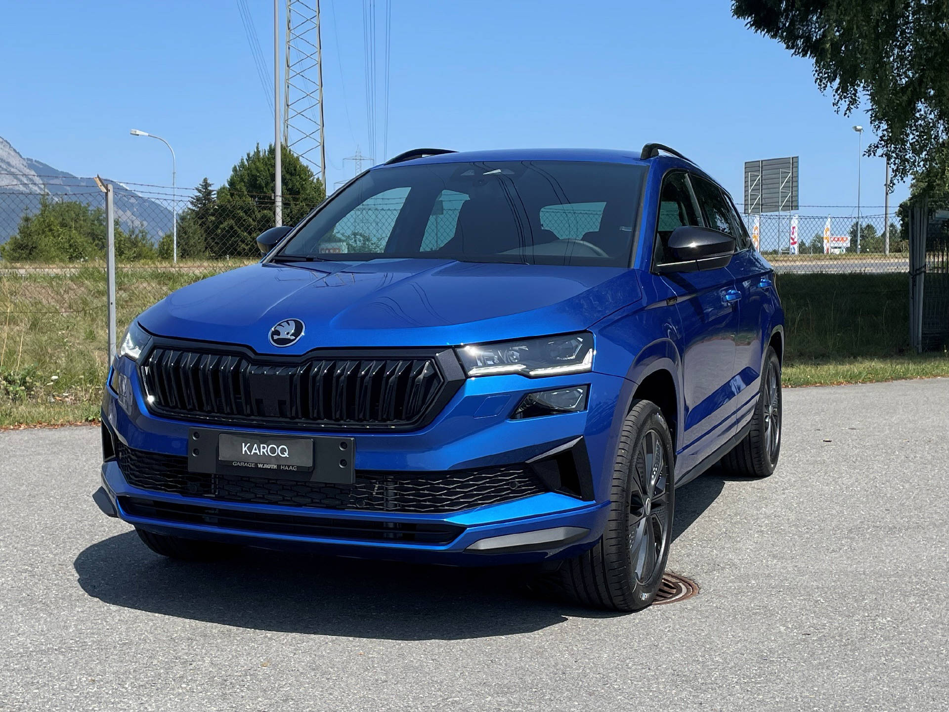 SKODA Karoq 2.0 TSI SportLine 4x4 DSG-image-0