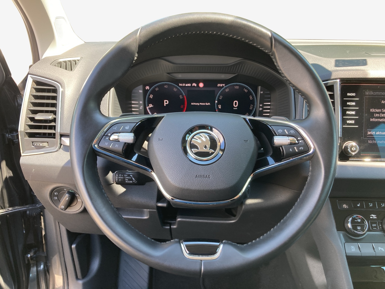 SKODA Karoq 1.5 TSI Ambition DSG-image-9