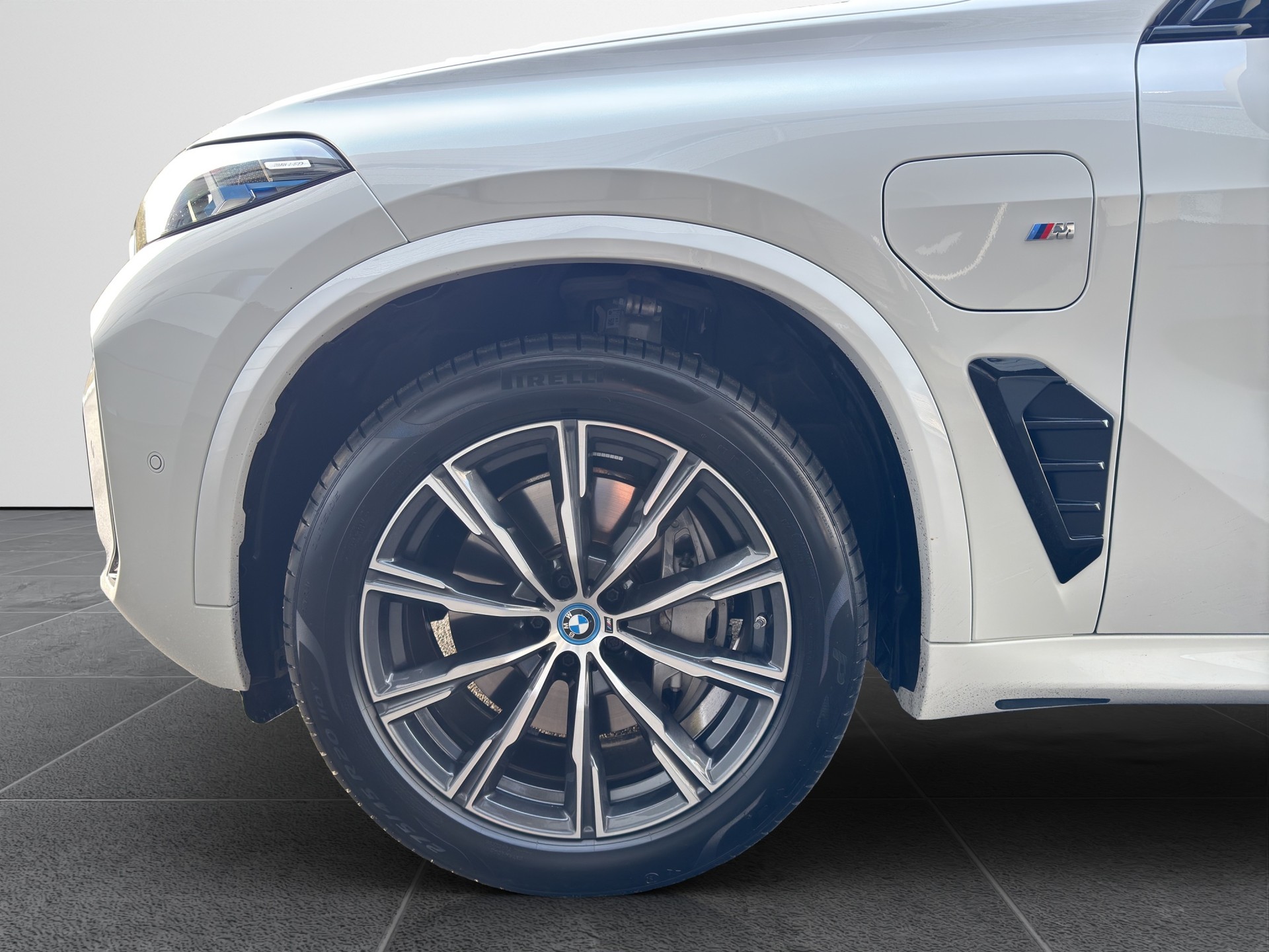 BMW X5 50e xDrive SAG-image-8