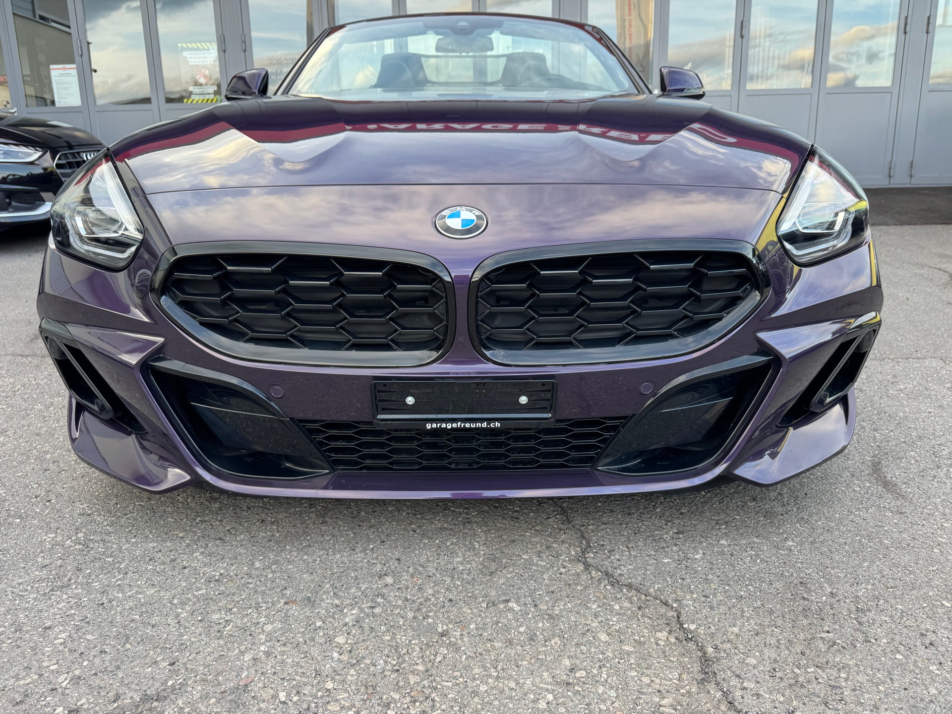 BMW Z4 sDrive 20i M Sport Steptronic-image-2