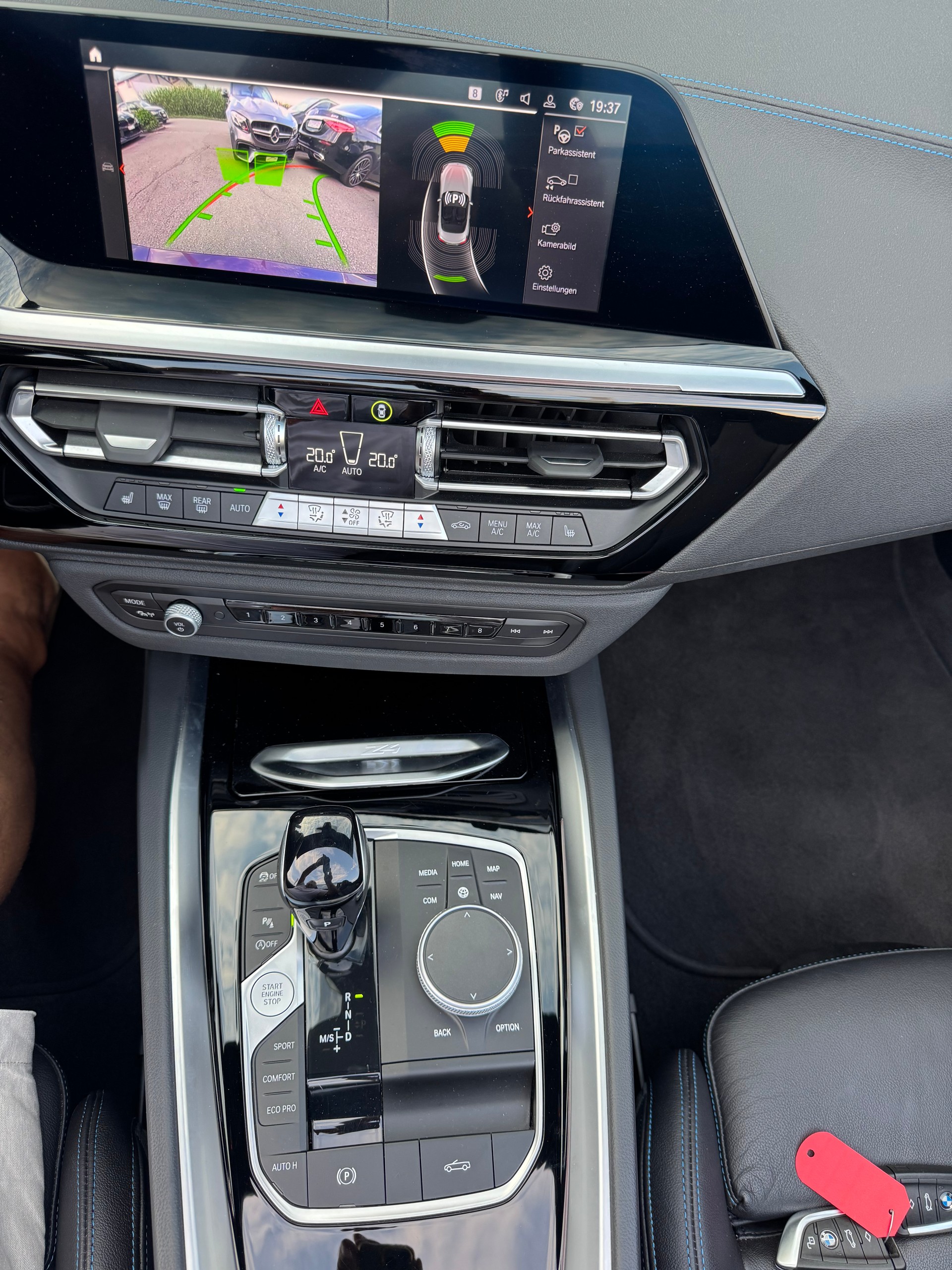 BMW Z4 sDrive 20i M Sport Steptronic-image-28