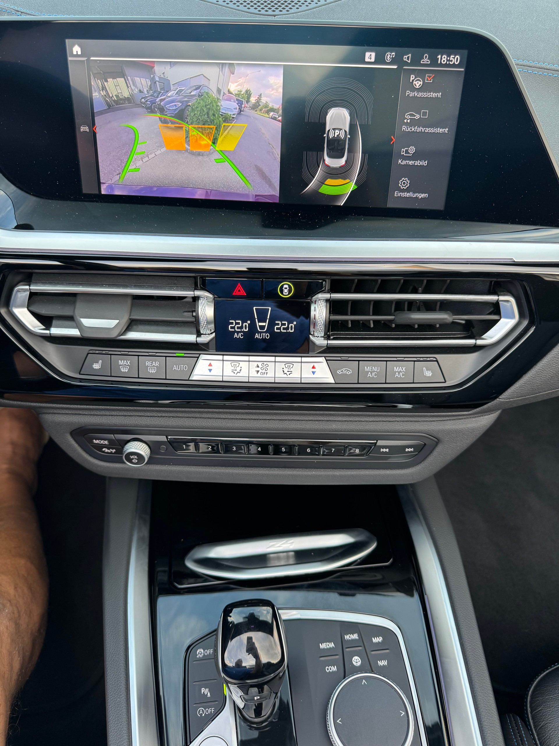 BMW Z4 sDrive 20i M Sport Steptronic-image-12