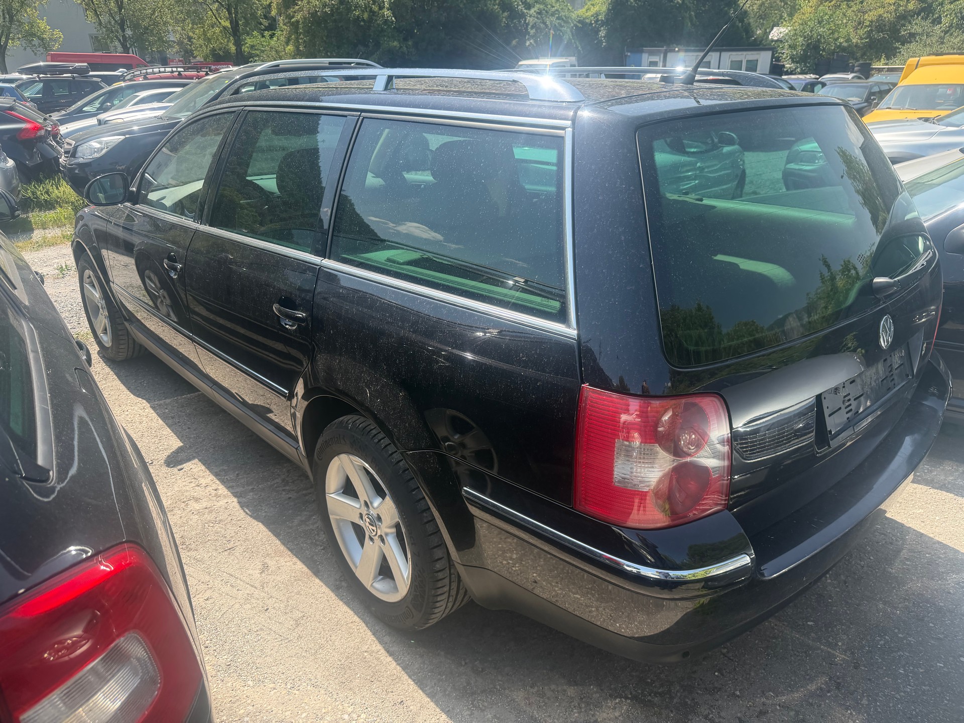 VW Passat Variant 2.8 V6 4Motion Highline-image-3