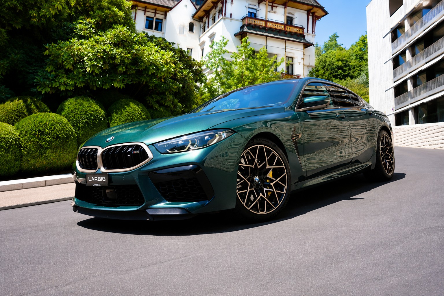 BMW M8 xDrive M Competition Steptronic *1/400* *First Edition* *CH-Fahrzeug*-image-0