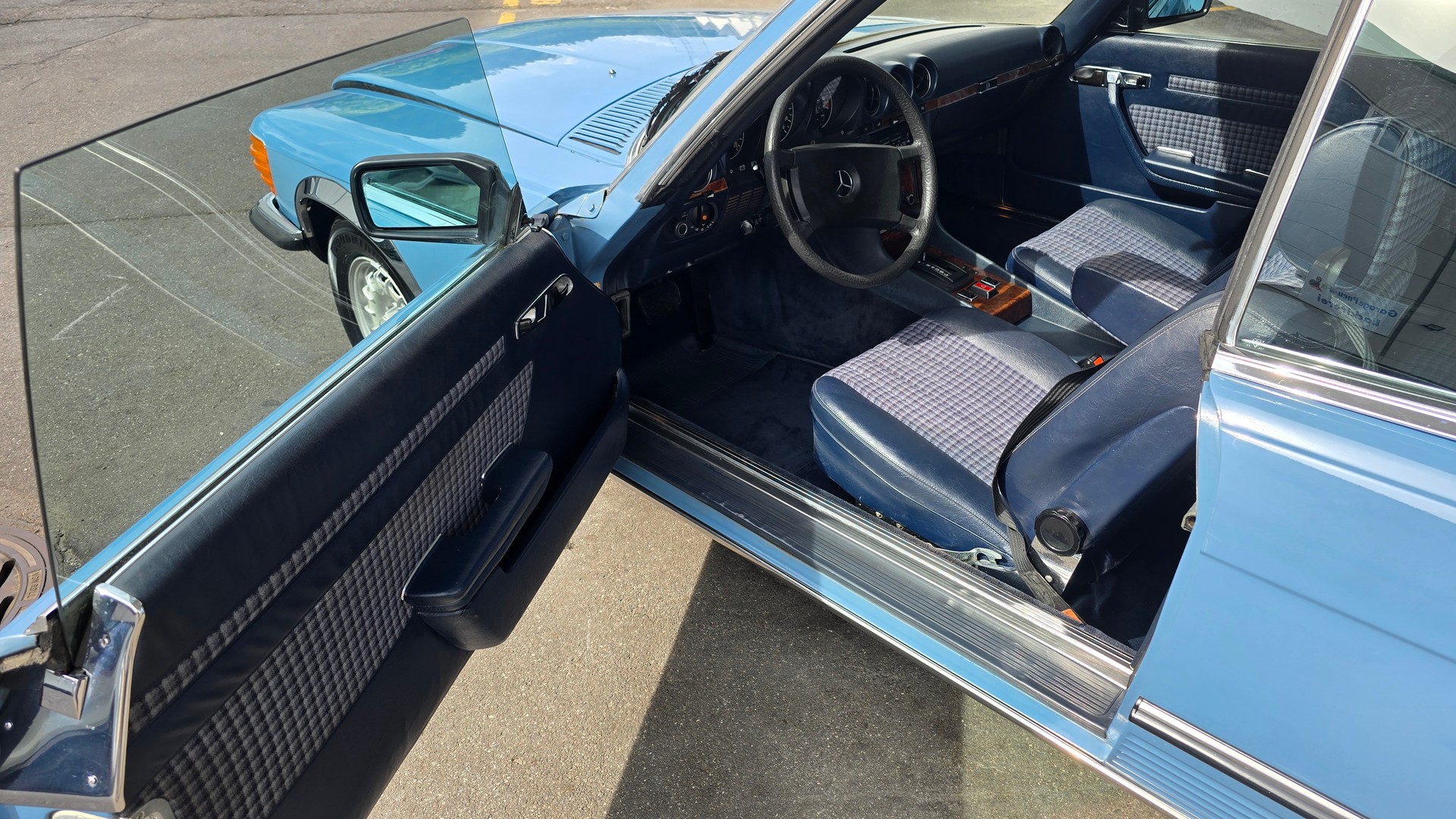 MERCEDES-BENZ SLC 280-image-12