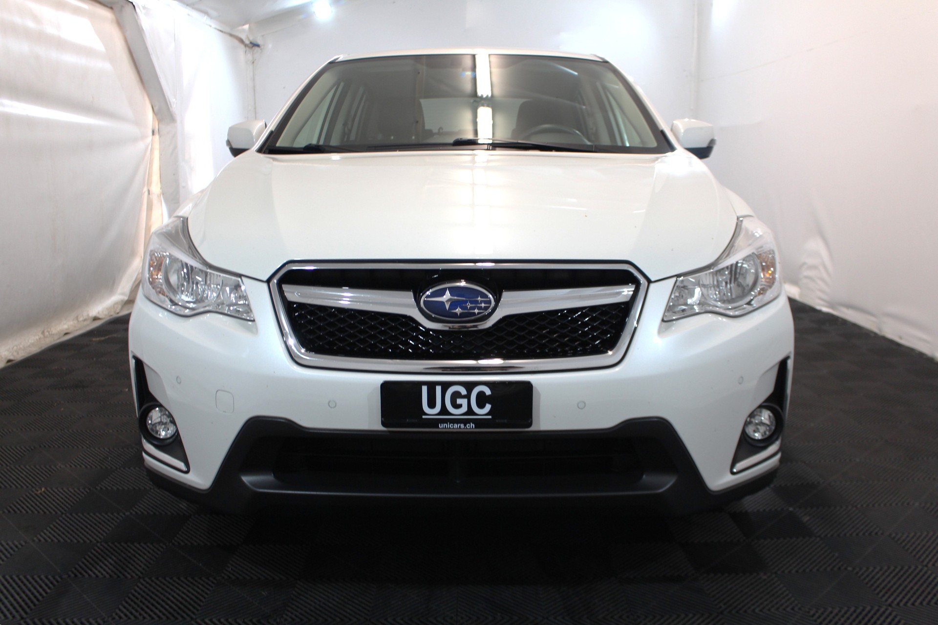SUBARU XV 2.0i Swiss Two-image-1