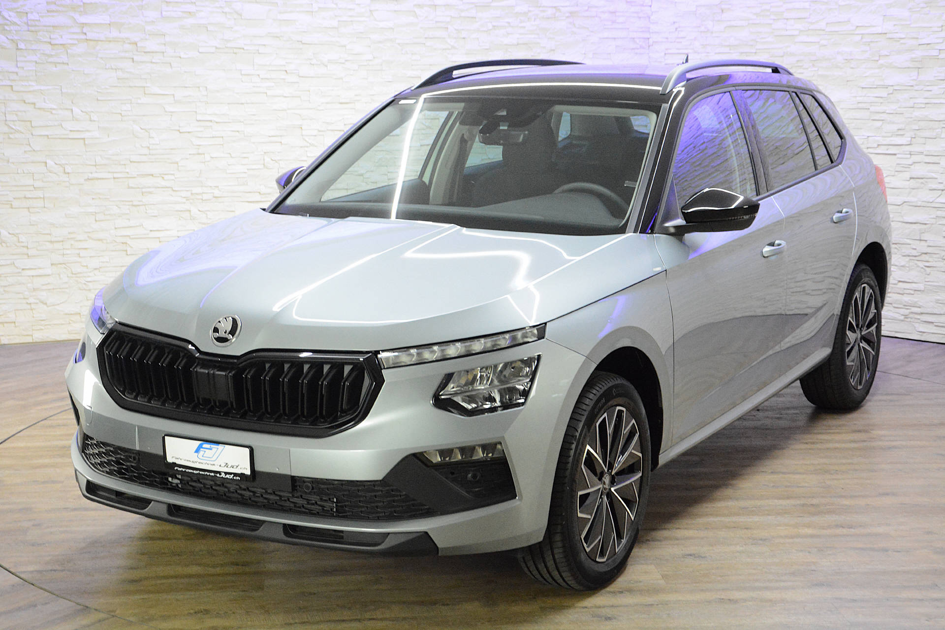 SKODA Kamiq 1.0 TSI Selection DSG-image-6