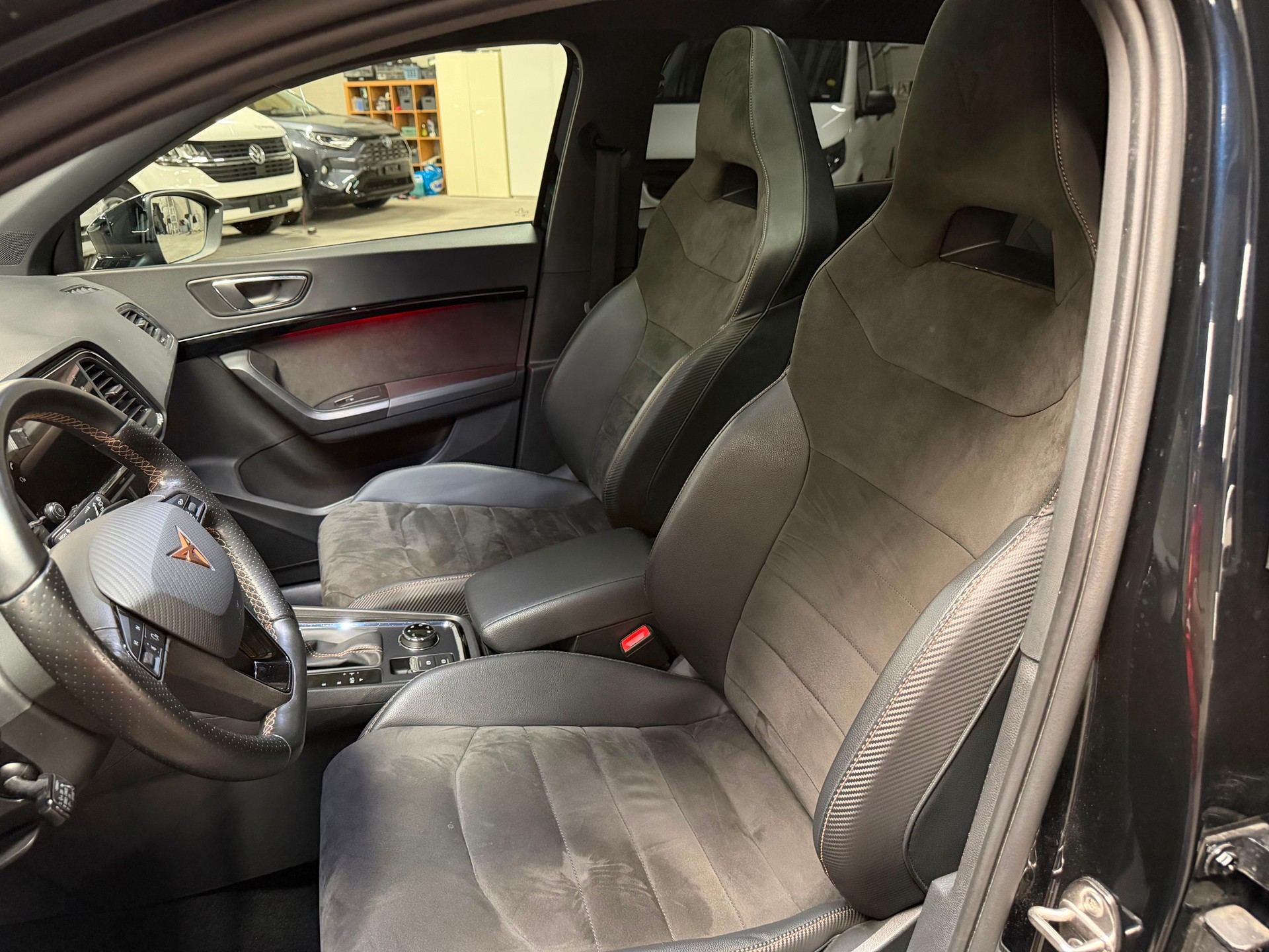 CUPRA 2.0 TSI 4Drive DSG-image-4