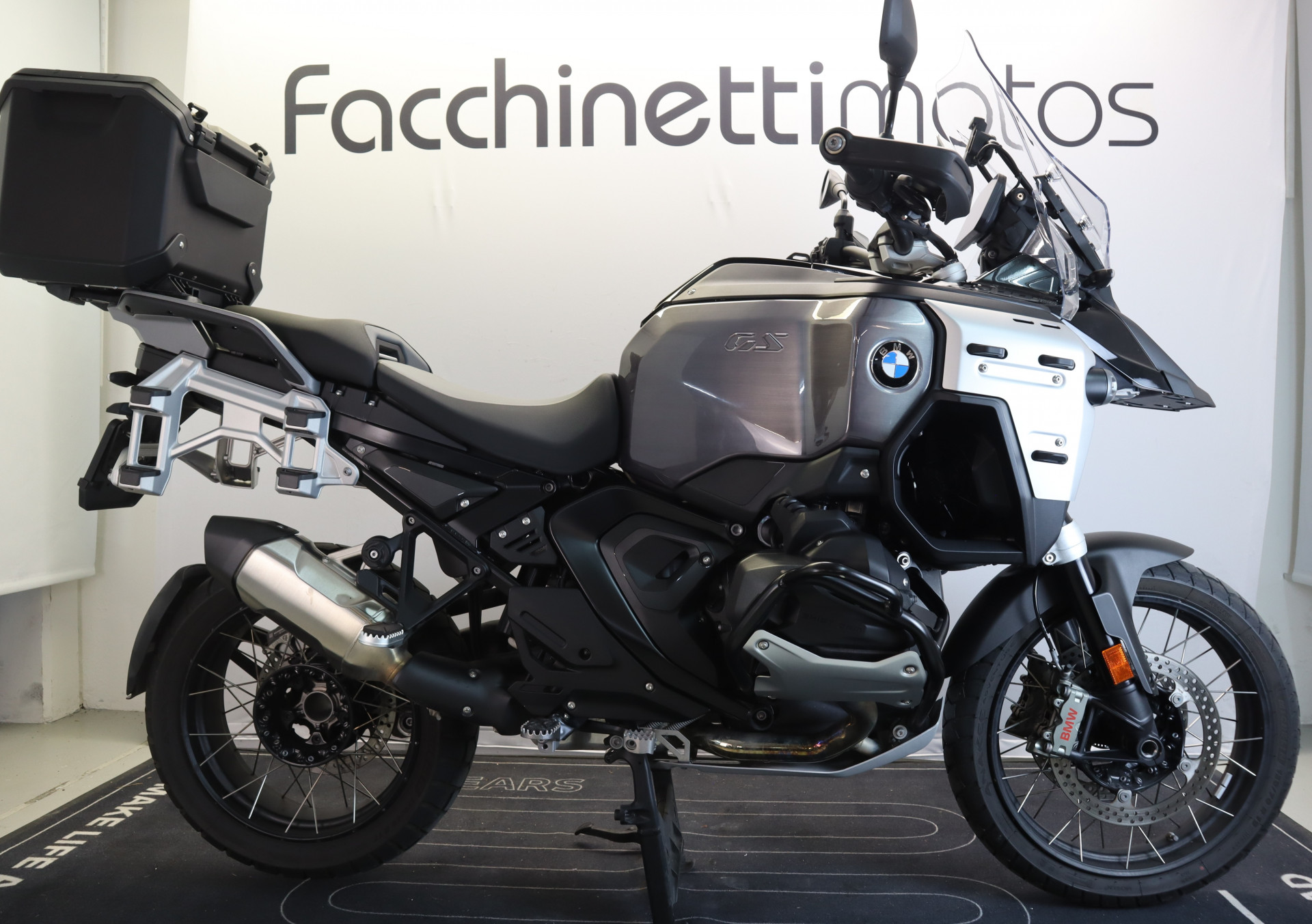 BMW R 1300 GS Adventure ASA