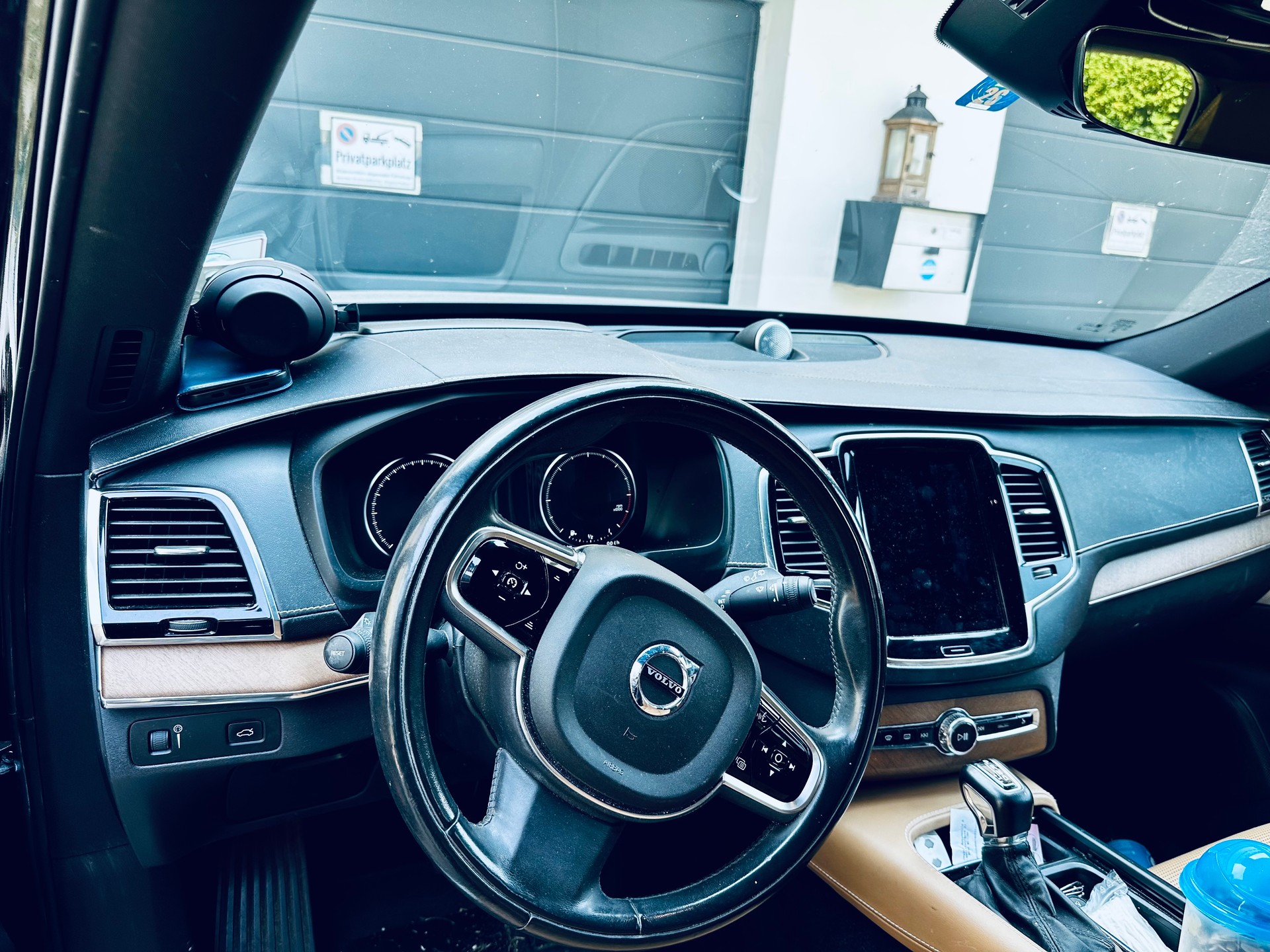 VOLVO Inscription-image-8