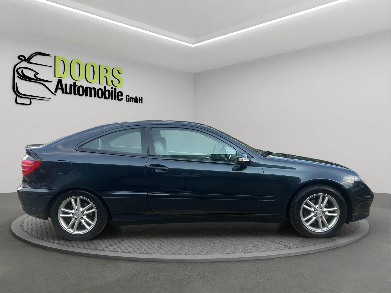 MERCEDES-BENZ C 200 Kompressor-image-7