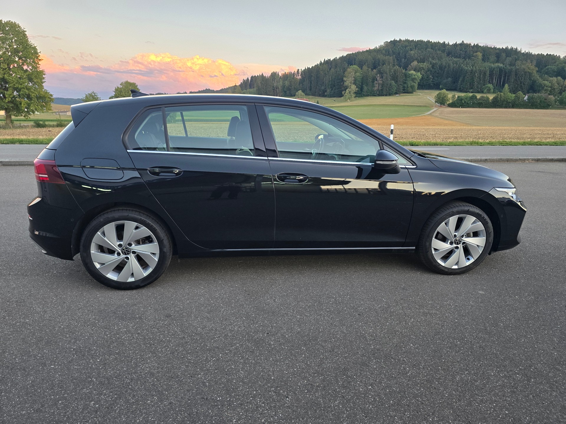 VW Golf 1.5 e TSI mHEV Style DSG-image-3