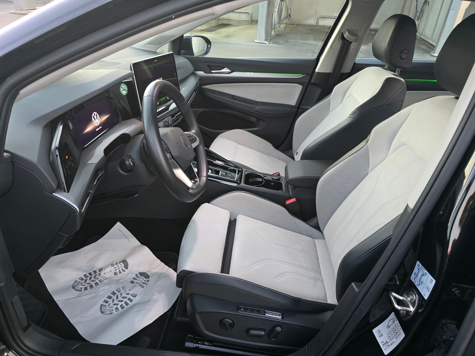 VW Golf 1.5 e TSI mHEV Style DSG-image-7