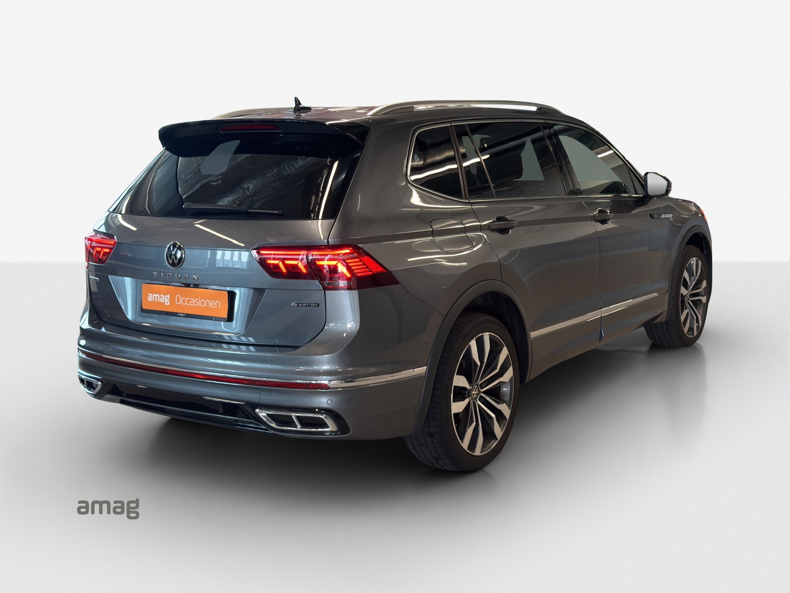 VW Tiguan Allspace 2.0TSI R-Line 4Motion DSG-image-4