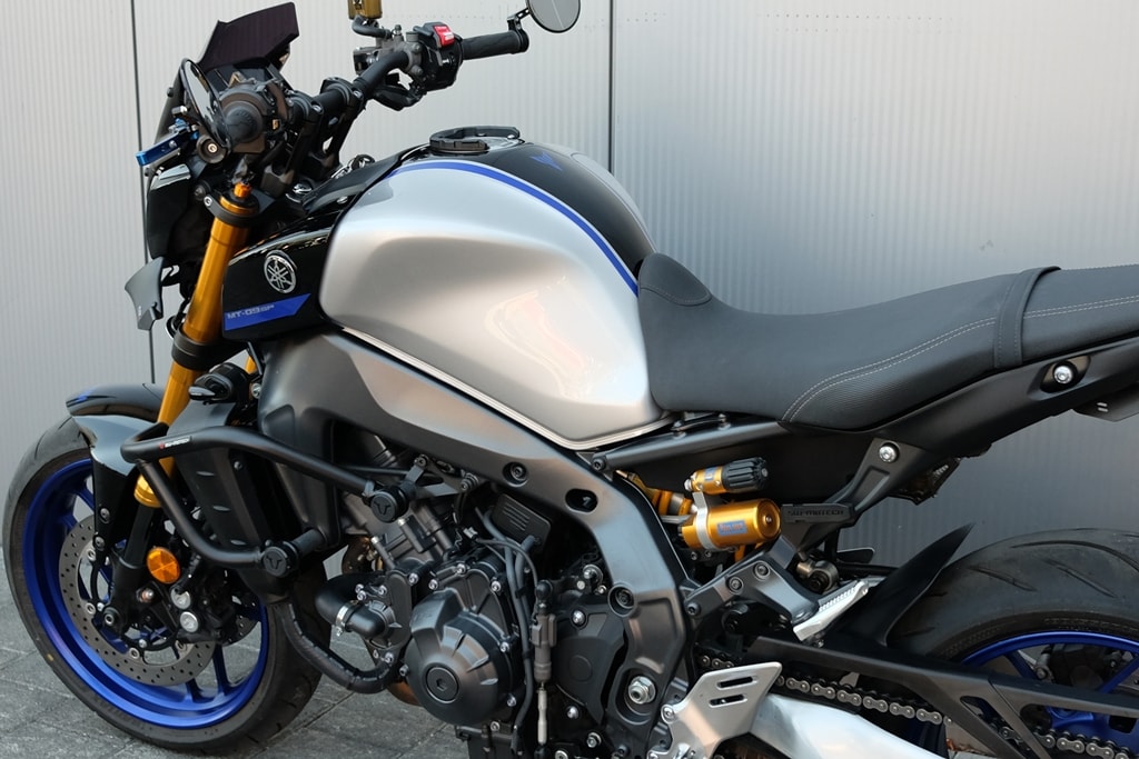 YAMAHA MT-09 SP ABS-showroom-element-2