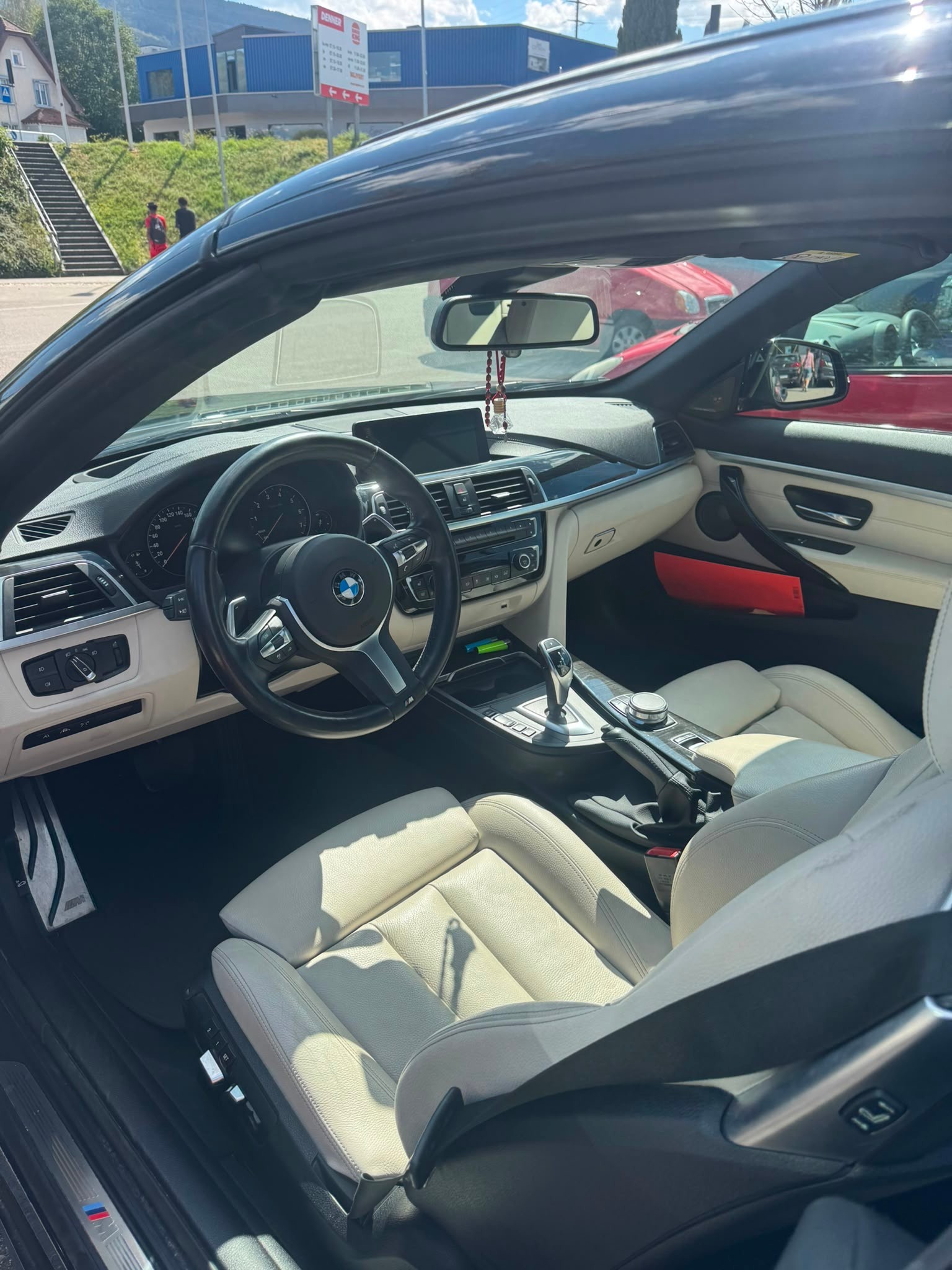 BMW 440i xDrive-image-4