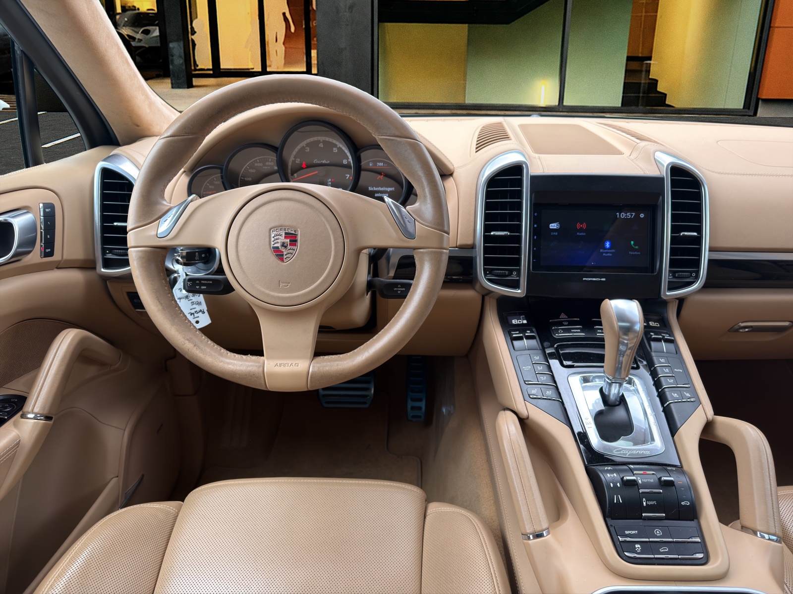PORSCHE Cayenne 4.8 V8 Turbo / Top Zustand-image-11