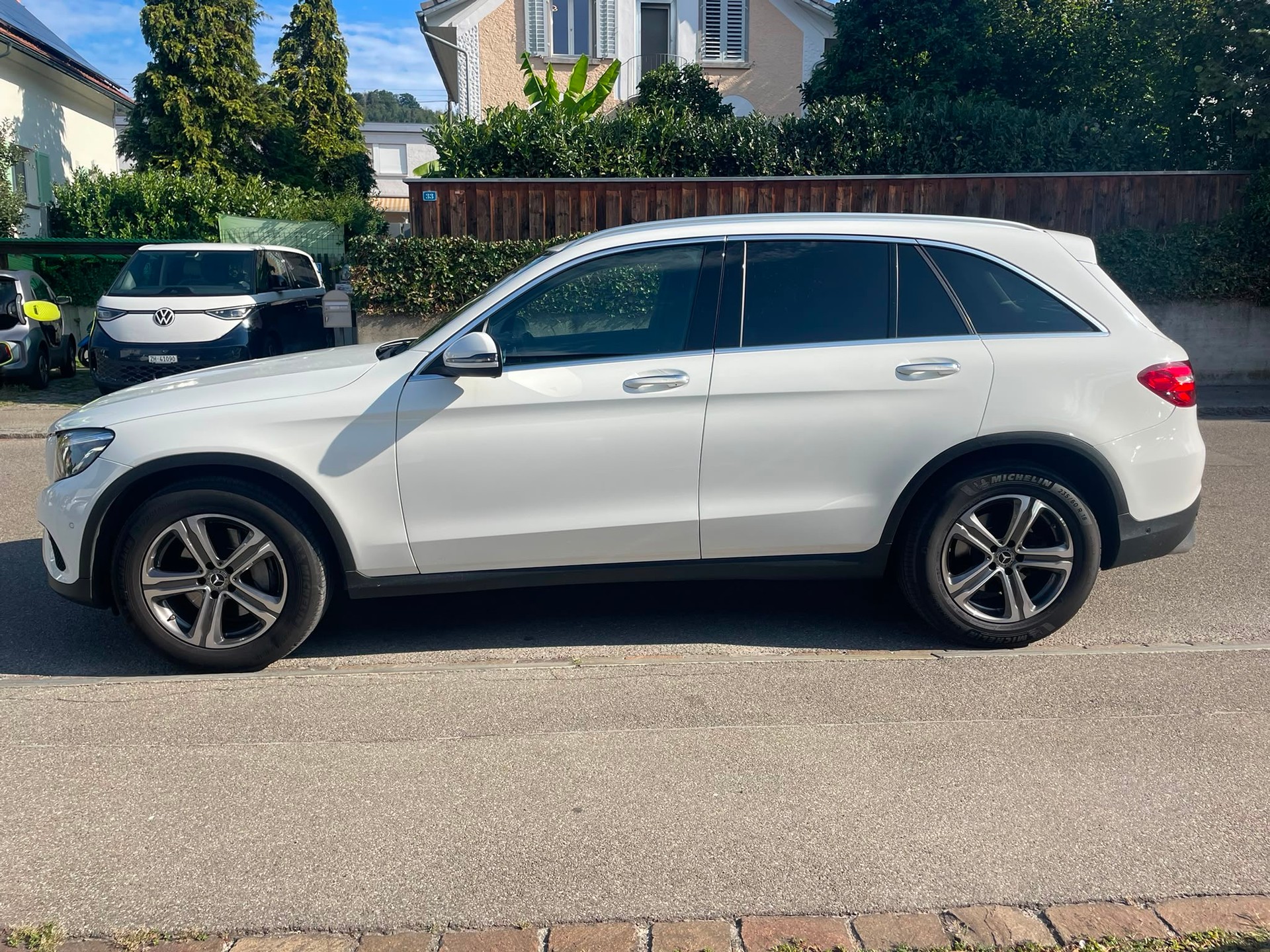 MERCEDES-BENZ GLC 250 d Exclusive 4Matic 9G-Tronic-image-2