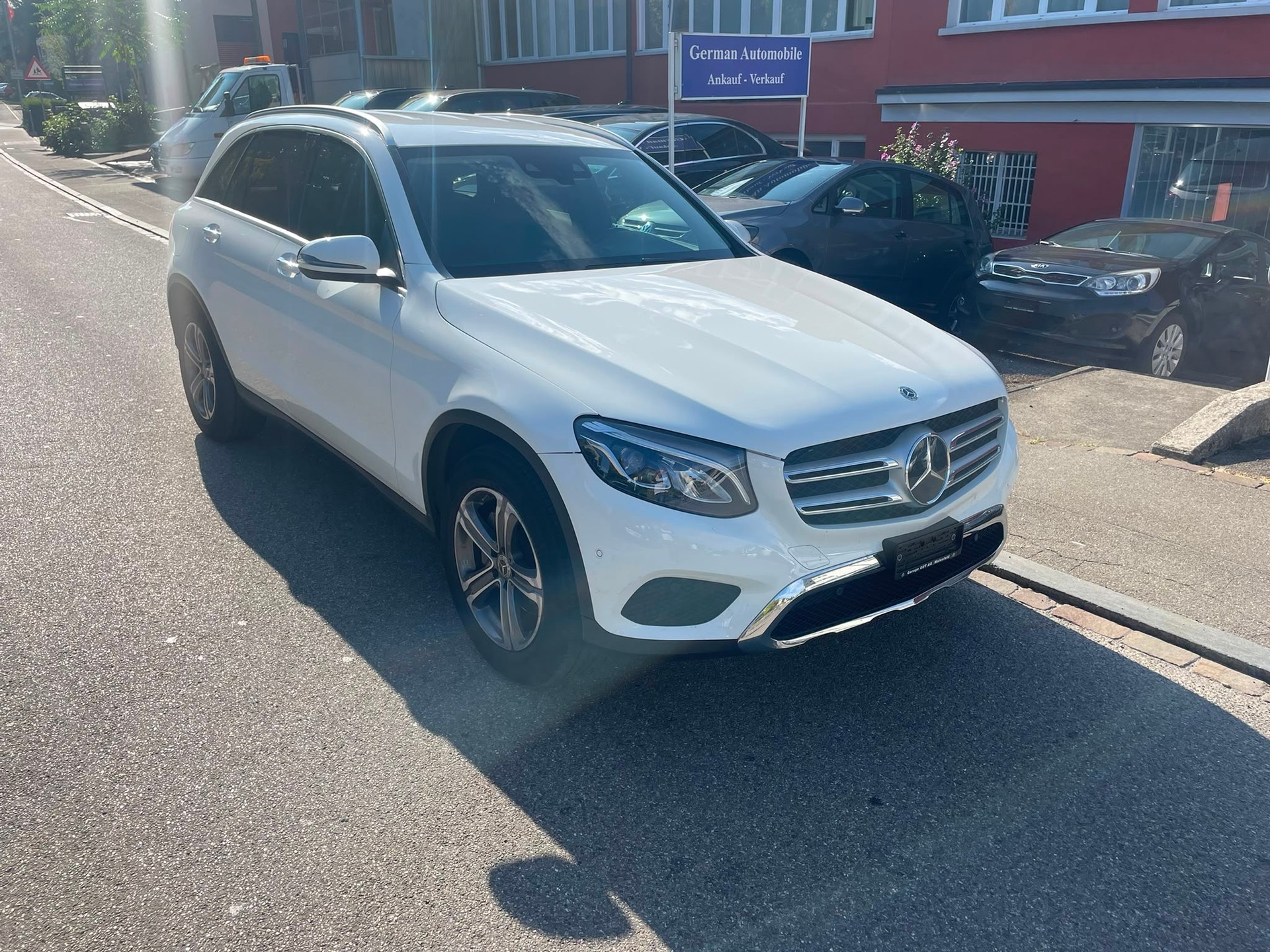 MERCEDES-BENZ GLC 250 d Exclusive 4Matic 9G-Tronic-image-4