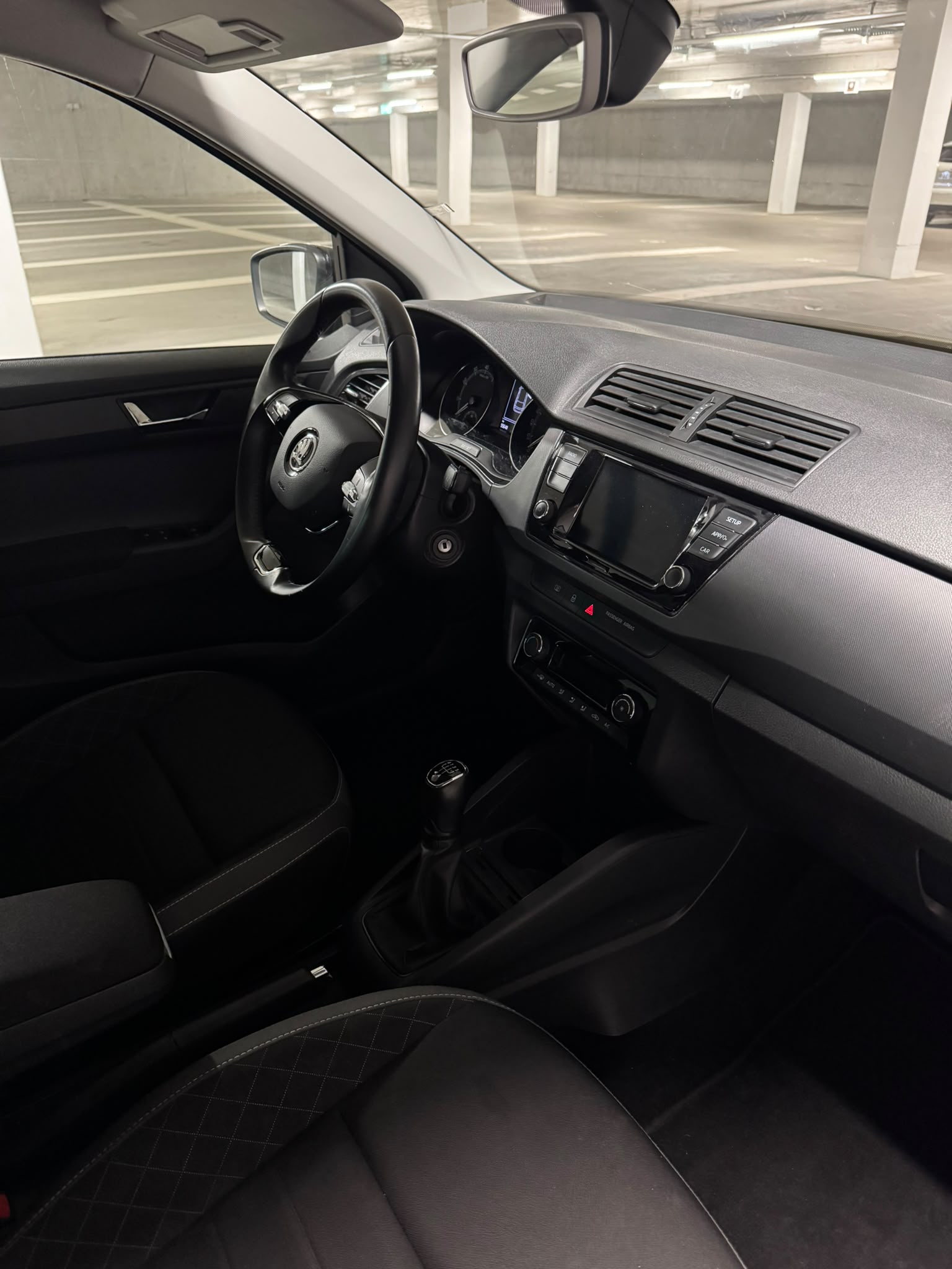 SKODA Fabia Combi 1.0 TSI Ambition-image-8