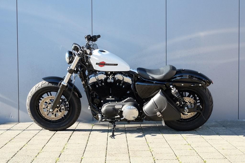 HARLEY-DAVIDSON XL 1200 X ABS