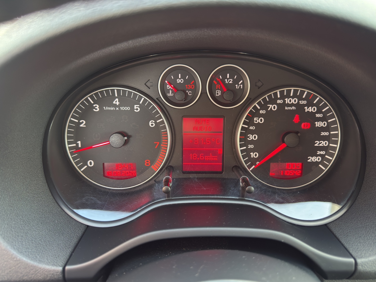 AUDI A3 Sportback 1.8 Turbo FSI Attraction-image-3