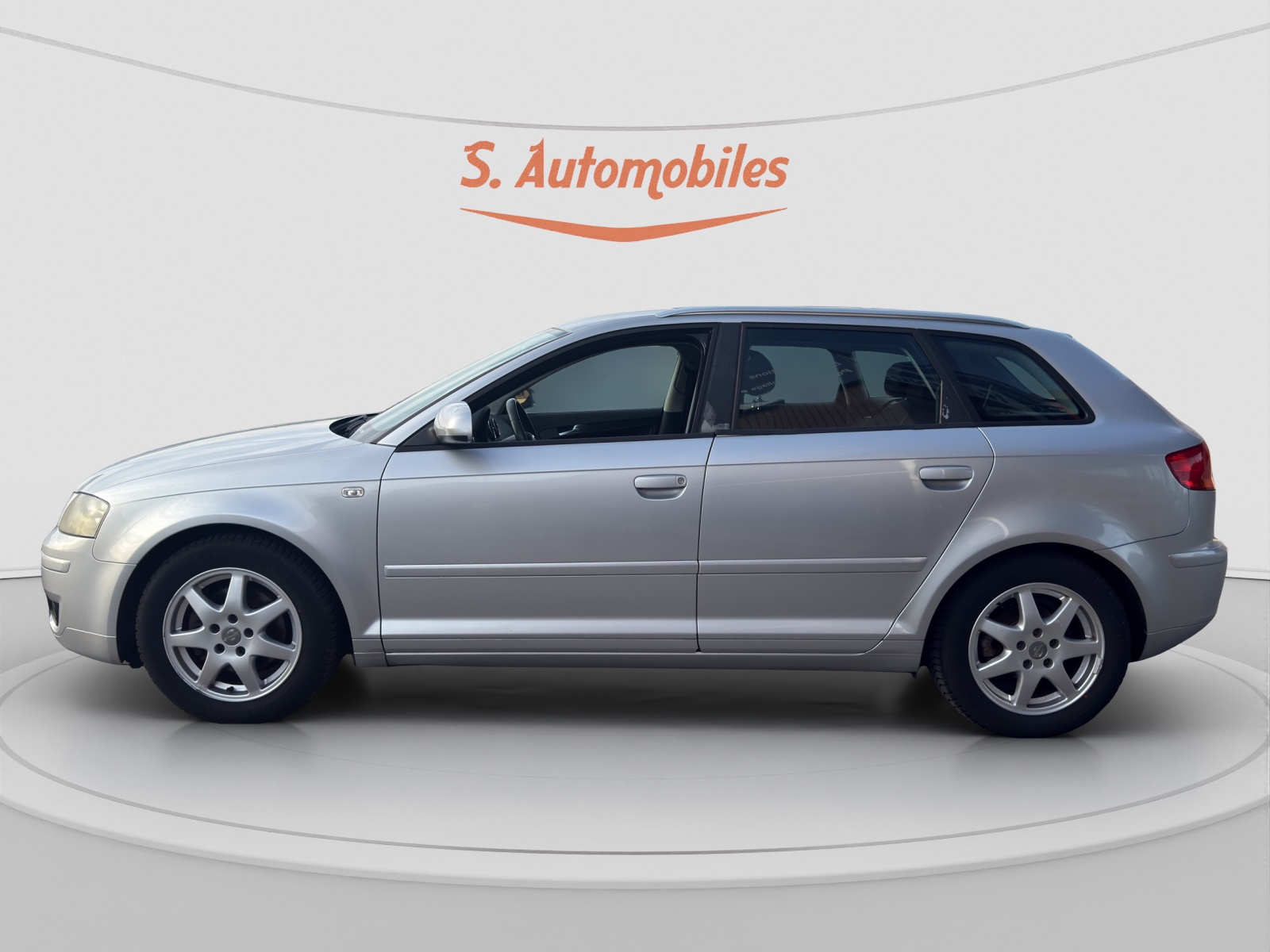 AUDI A3 Sportback 1.8 Turbo FSI Attraction-image-1