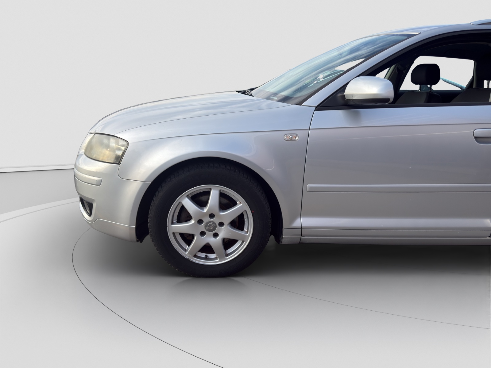 AUDI A3 Sportback 1.8 Turbo FSI Attraction-image-8